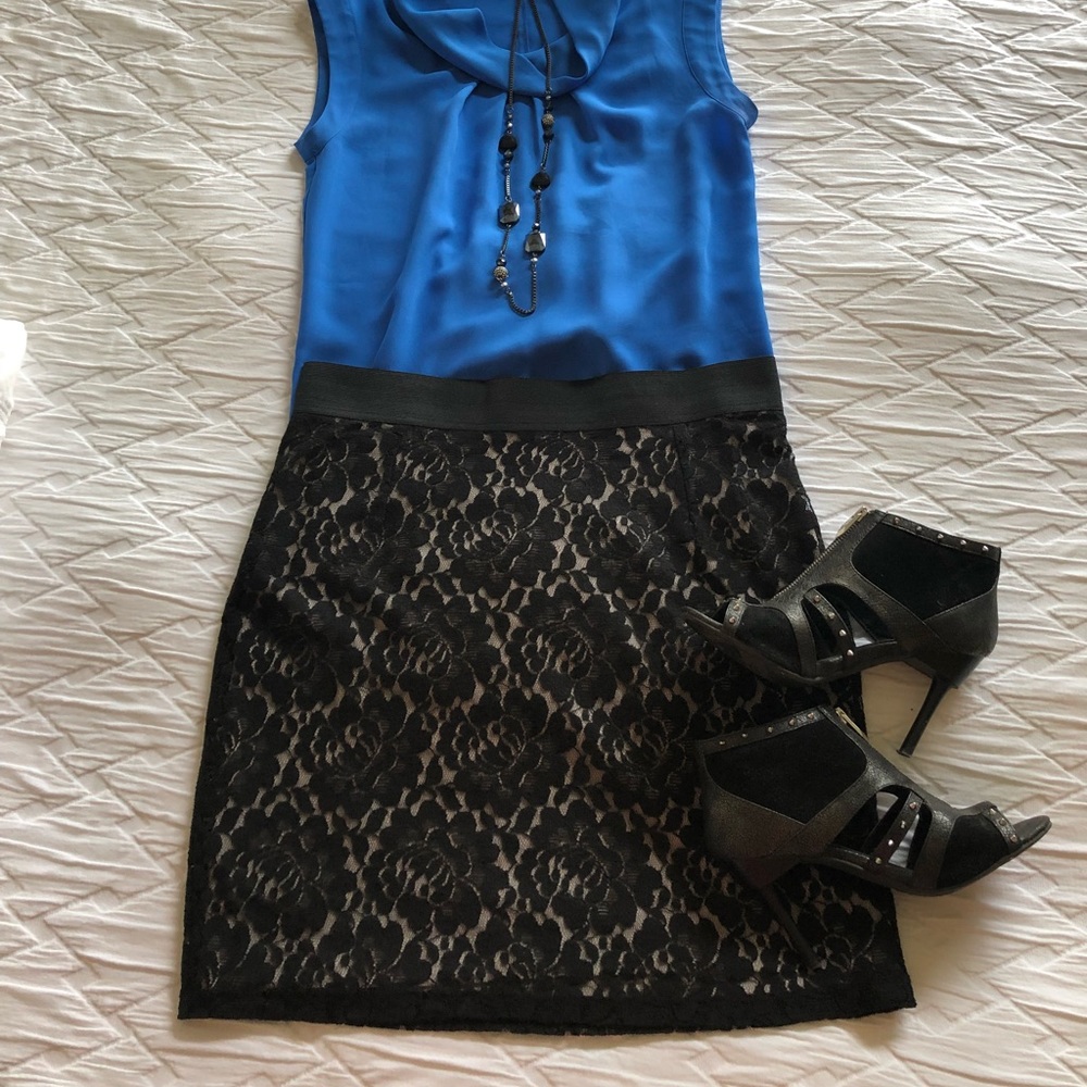 H&M black lace skirt